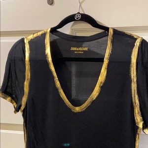Black and gold short sleeve top